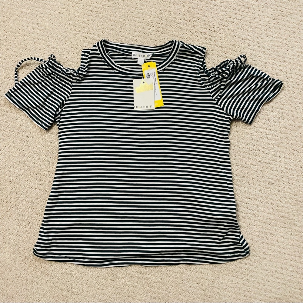 Crown of Hearts Lilo Cold Shoulder Tie Detail Top